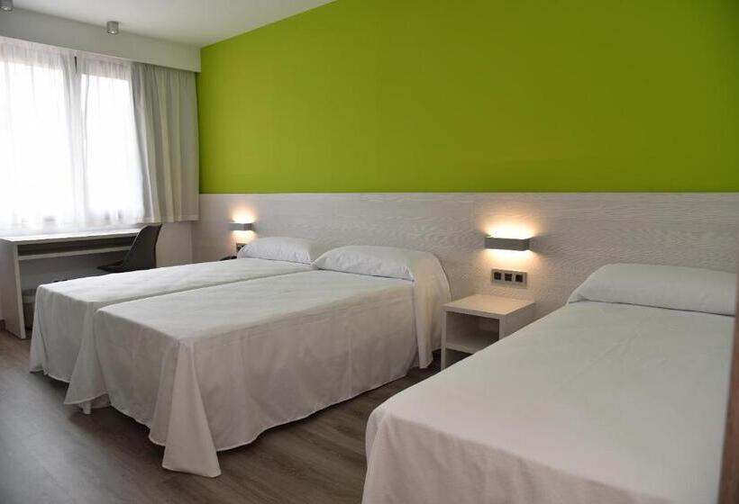 اتاق استاندارد سه نفره, Julimar