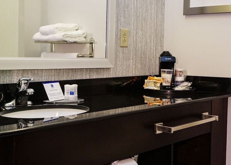Люкс Адаптированный для Инвалидов, Best Western Plus The Hammondsport