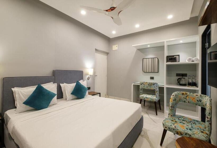 디럭스 룸 킹사이즈 침대, Moustache Hostel Jaipur