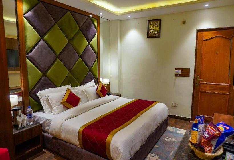 Номер Deluxe, Comfort Inn Snow Park   Manali