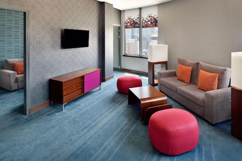 מיטת קינג בסוויטה, Aloft Riyadh