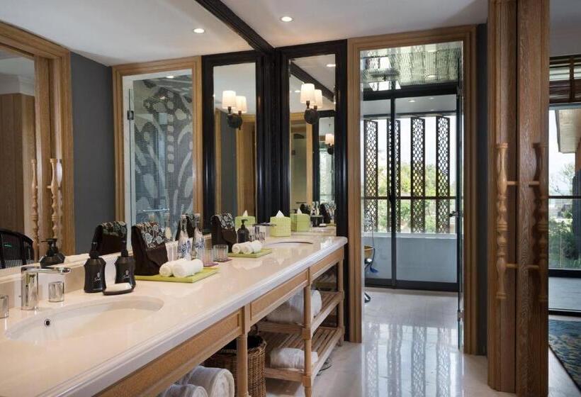 Люкс Кровать Кинг, Indigo Bali Seminyak Beach, An Ihg