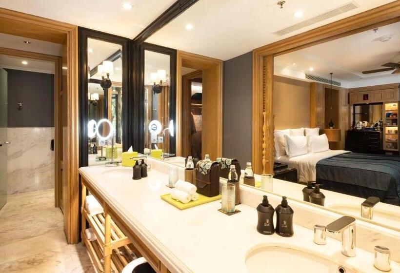 Люкс Боковой Вид на Море, Indigo Bali Seminyak Beach, An Ihg