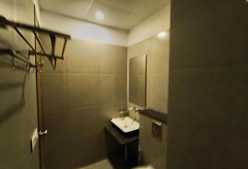 سوییت اجرایی, Fabhotel Shiv Rachna