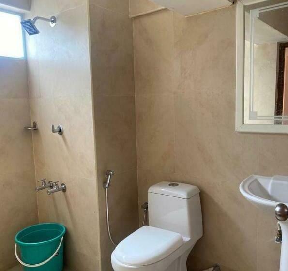 Трехместный Номер Классика, Spot On Sb Guest House
