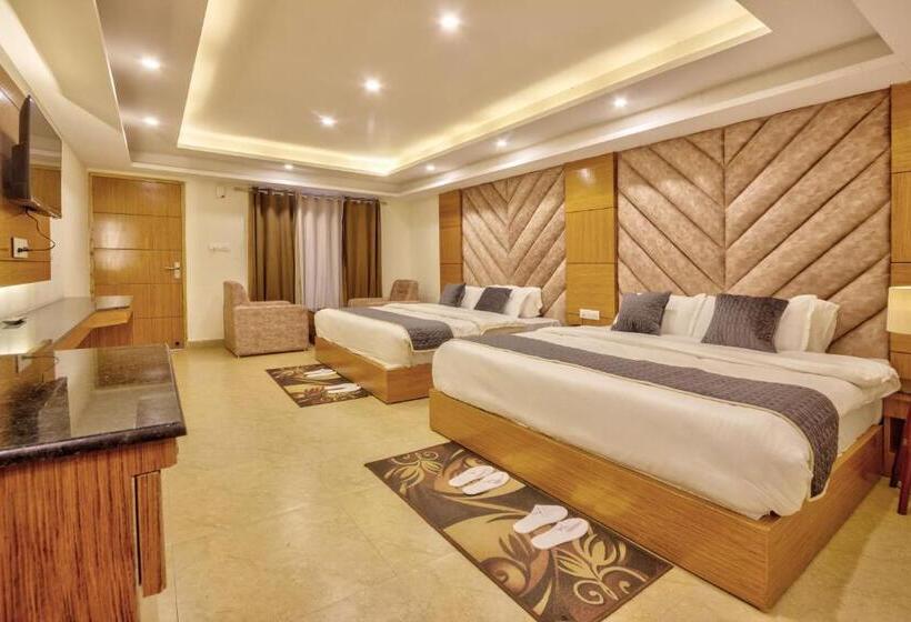 패밀리 방갈로, The Shivalaya Retreat   A River Side Resort