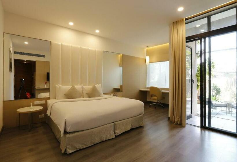 高级客房, Sarovar Portico Outer Ring Road
