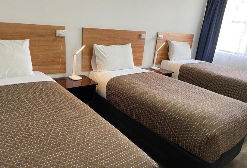 ファミリースイートの２ベッドルーム, Highway Motor Inn Taree