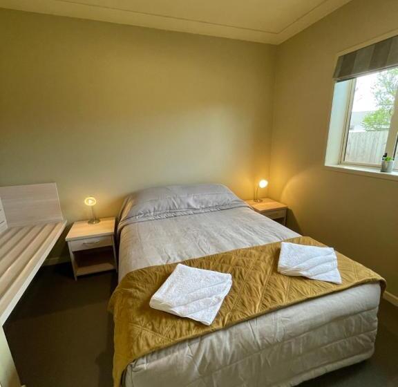 Апартаменты 1 Спальня, Sierra Motel And Apartments