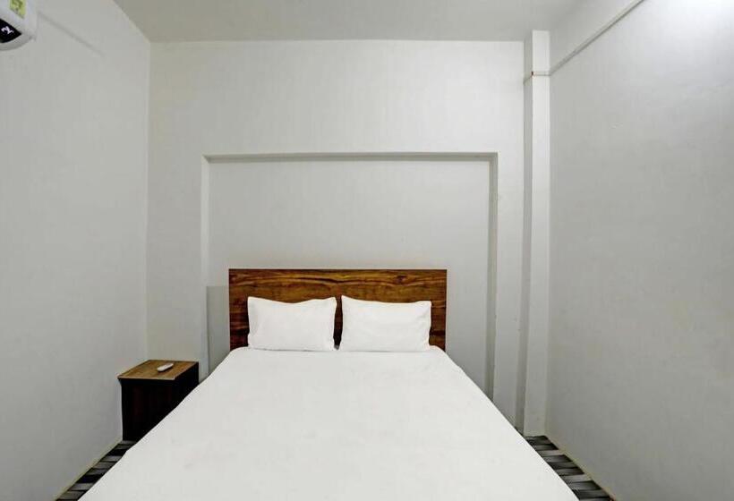 三人经典房间, Oyo Hotel Happy Inn