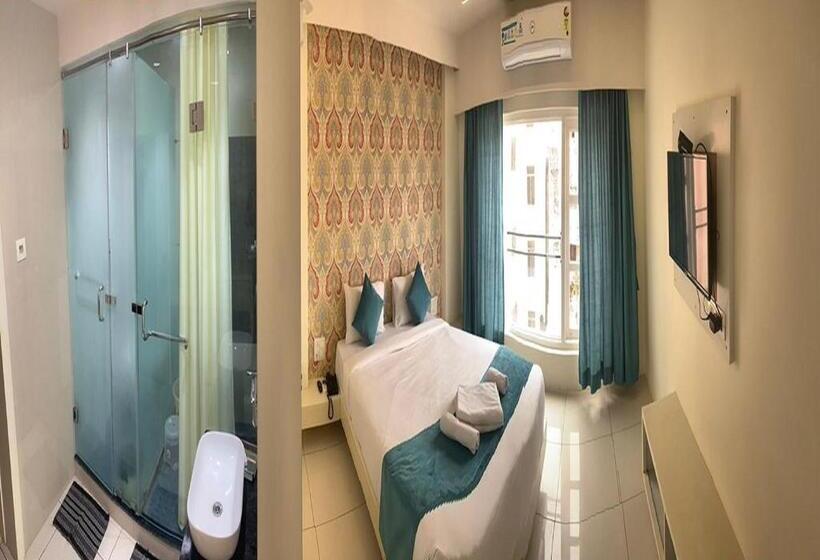 اتاق لوکس, Dwarkesh Dwarka