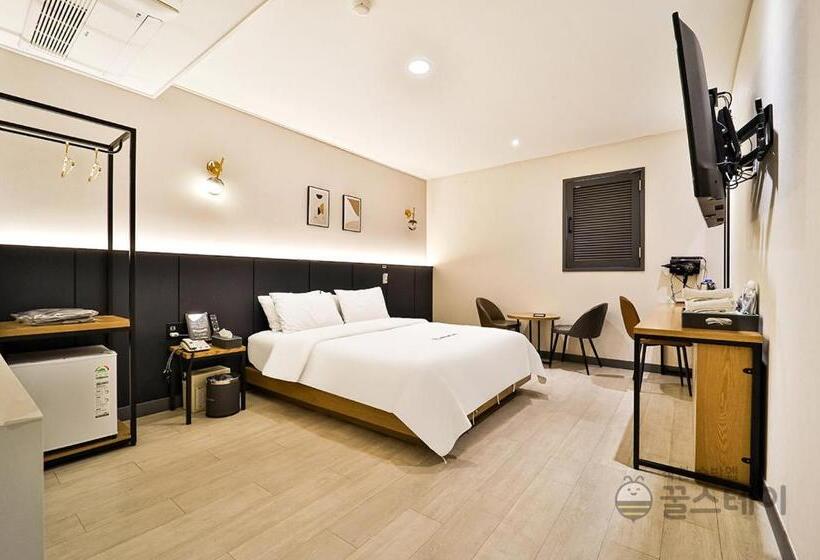 Habitació Estàndard, Browndot Hotel Guun