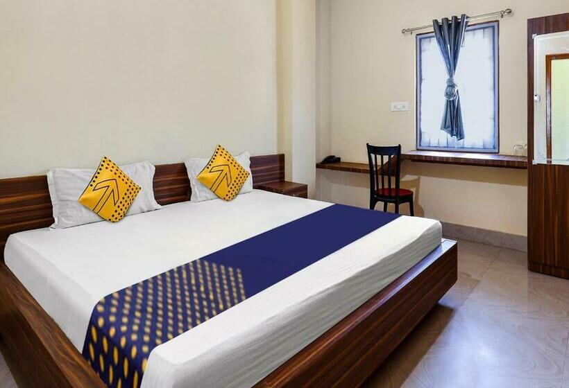 三人经典房间, Spot On 81234 Gb Guest House