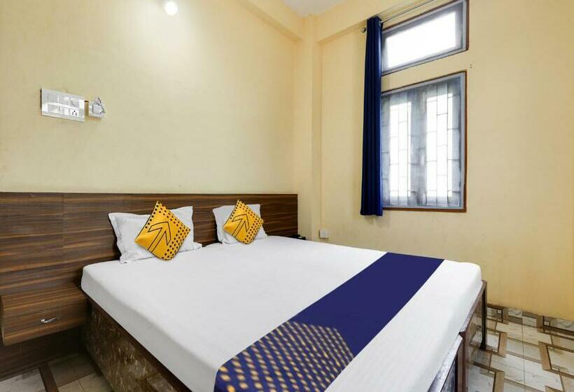 三人经典房间, Spot On 81234 Gb Guest House