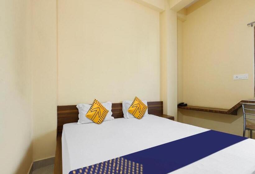 三人经典房间, Spot On 81234 Gb Guest House