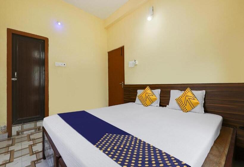 三人经典房间, Spot On 81234 Gb Guest House