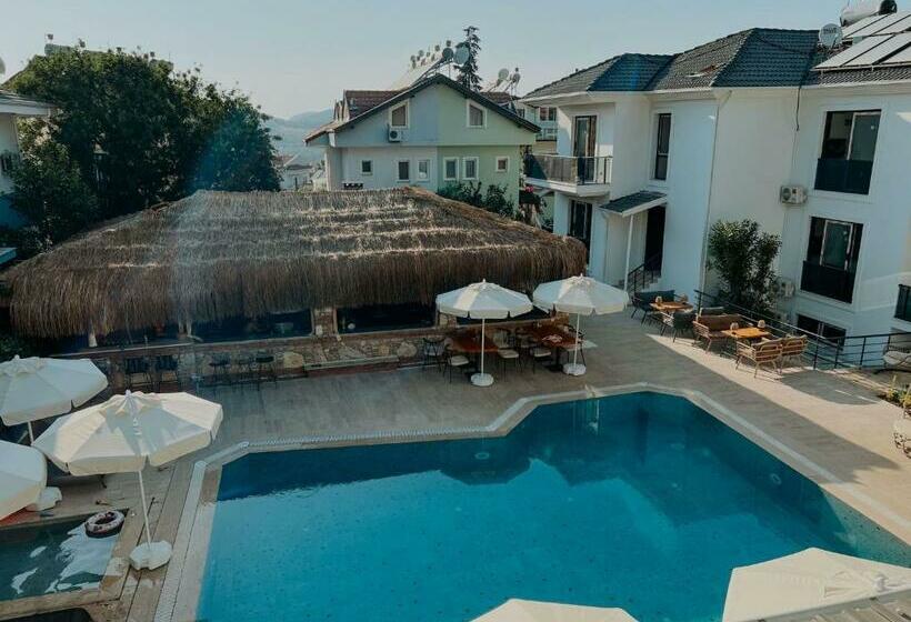 Вилла 1 Спальня Вид на Сад, Marla Suite Otel
