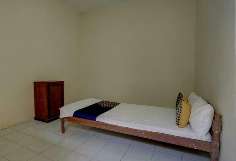 Номер Economy, Spot On 92902 Sunyoto Homestay Syariah