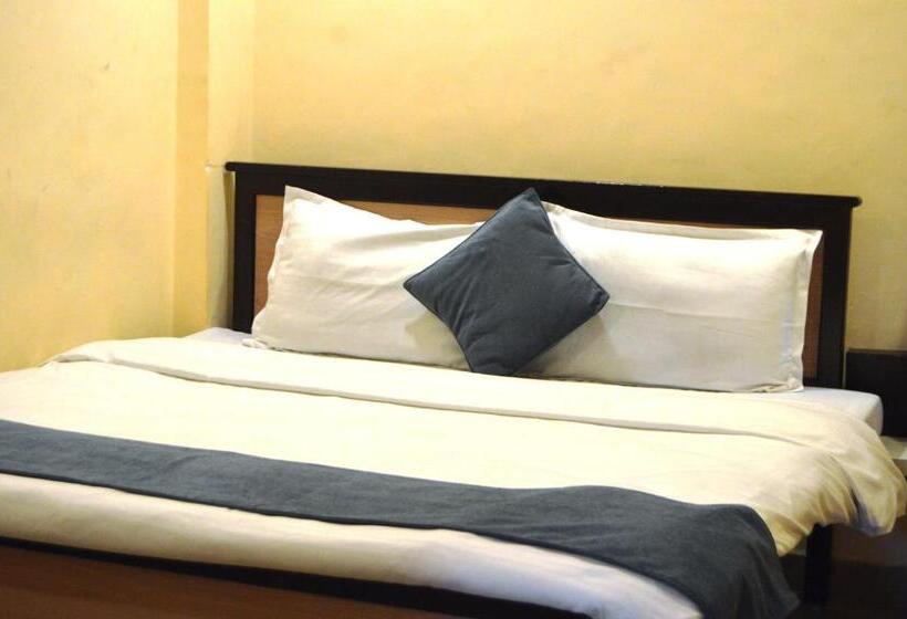 Номер Стандарт, The Jh Hotel Mountabu   200 Mtrs From Nakki Lake
