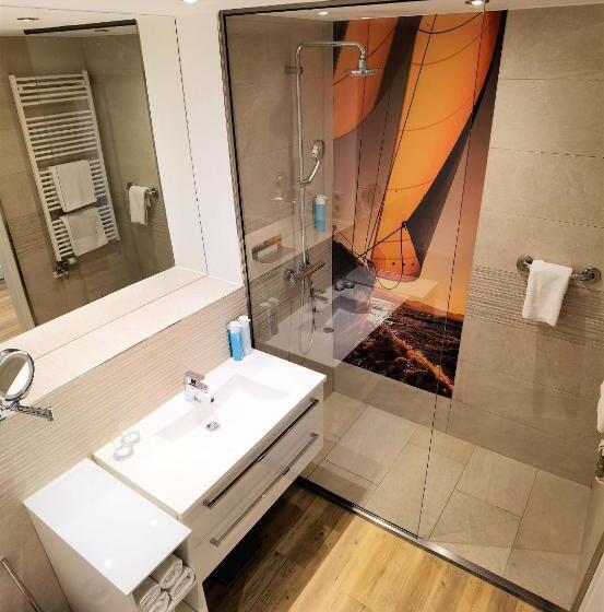 Люкс Комфорт, Victoria Suites