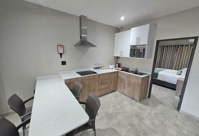 Апартаменты 2 Спальни, Casa De Luxe
