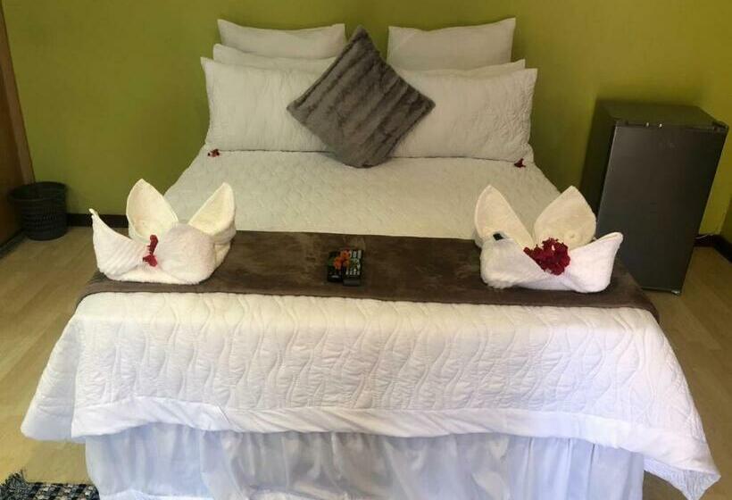 Номер Стандарт, Nelspruit Mhlangeni Guest House