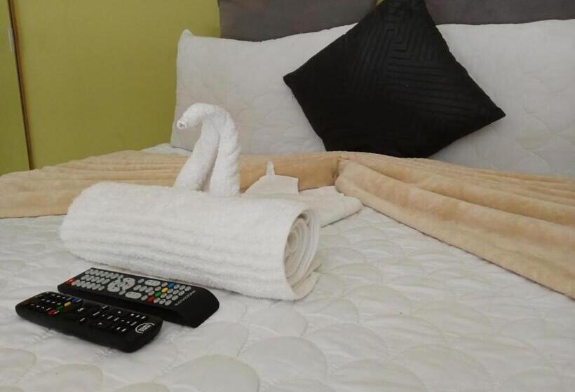 Номер Стандарт, Nelspruit Mhlangeni Guest House