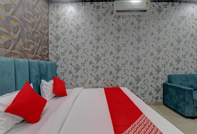Трехместный Номер Классика, Oyo Flagship Hotel Mayur Residency