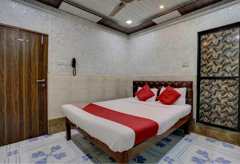 Трехместный Номер Классика, Sapna Residency