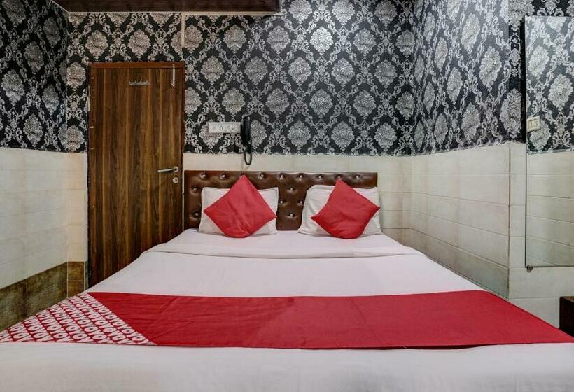 Трехместный Номер Классика, Sapna Residency