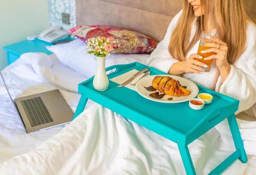 Полулюкс с Балконом, Sahil Inn Baku Hotel Formula 1 View