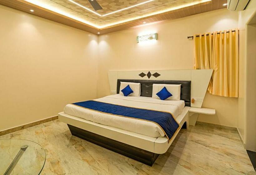 Люкс Кровать Кинг, The Venue By Seasons Suites @ Yelahanka