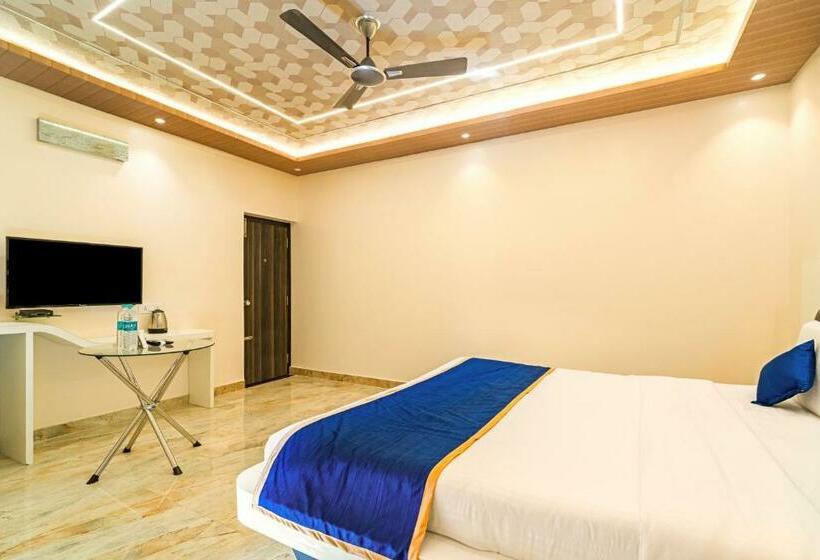 Люкс Кровать Кинг, The Venue By Seasons Suites @ Yelahanka