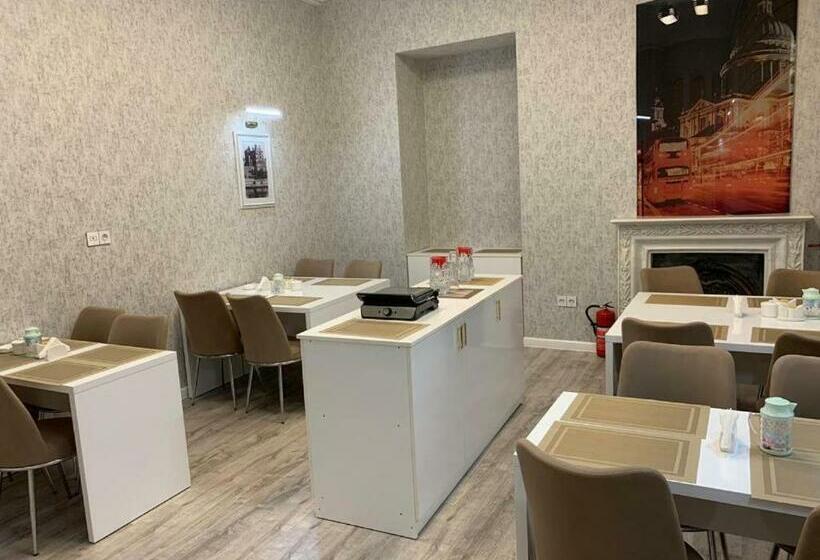 豪华家庭房间, Sahil Boutique