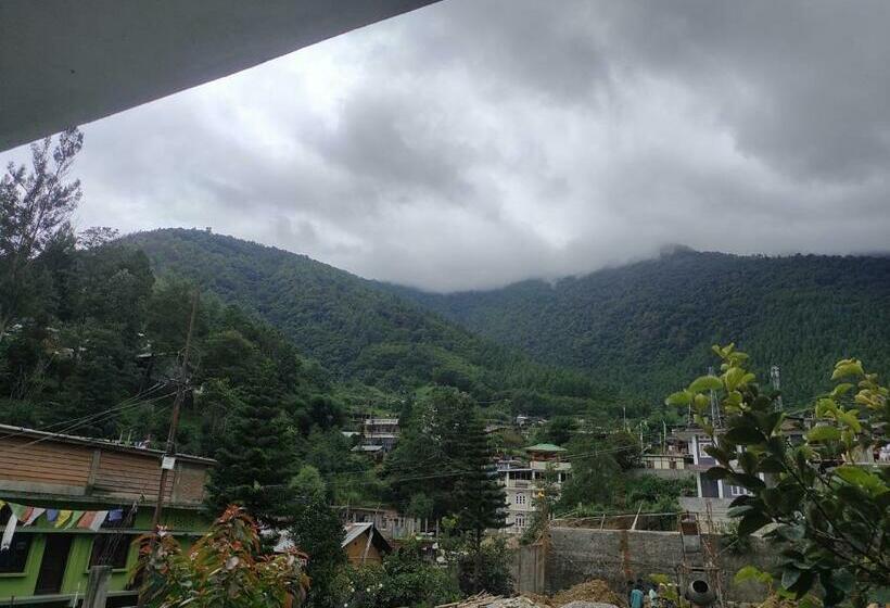 Номер Стандарт, Eight Lucky Homestay