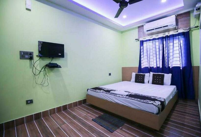 Трехместный Номер Классика, Oyo Flagship 81524 Gp Lodge