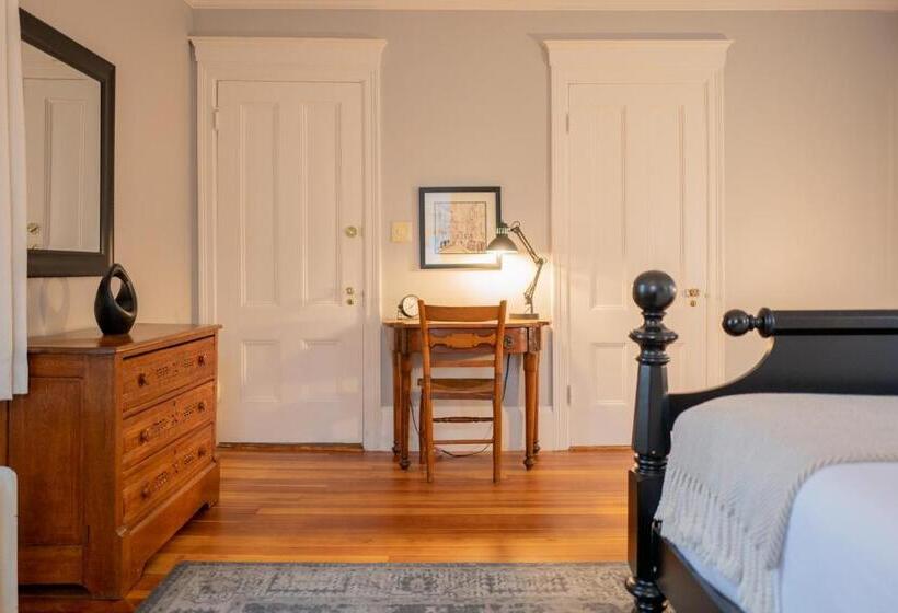 Номер Deluxe, Onesixtyfive, The Inn On Park Row