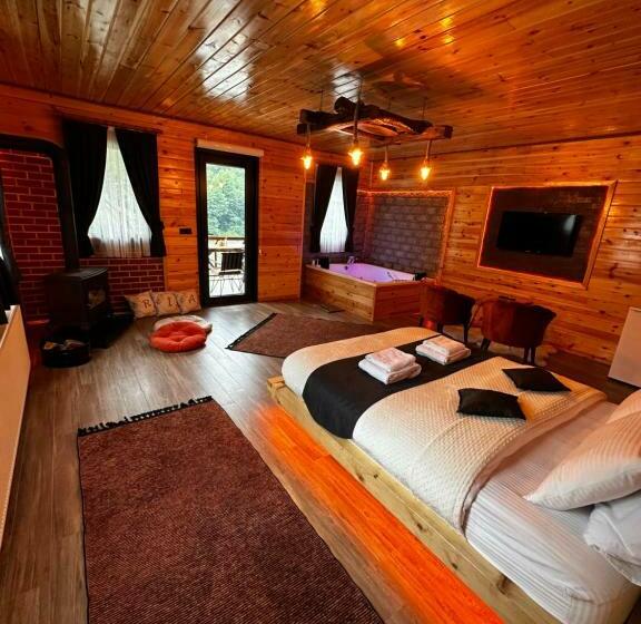 스위트 킹사이즈 침대, Ria Süit Otel Bungalov