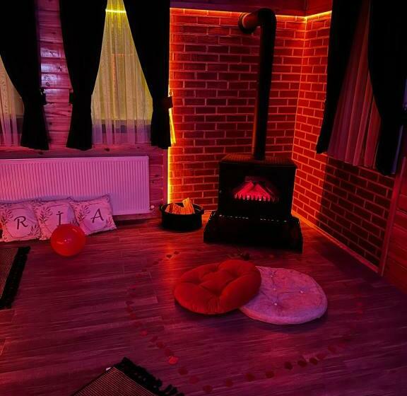 스위트 킹사이즈 침대, Ria Süit Otel Bungalov