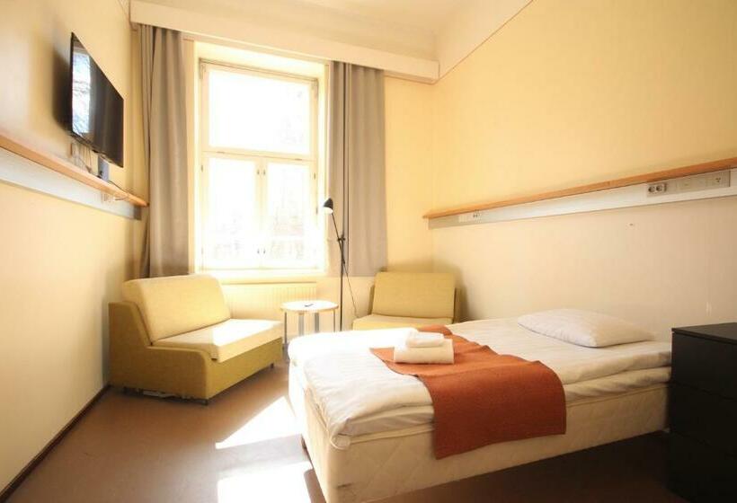 Четырехместный Номер Стандарт, Forenom Hostel Röykkä