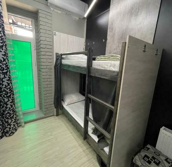이코노미 룸, Dubai Hostel