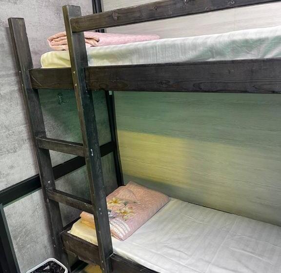 이코노미 룸, Dubai Hostel