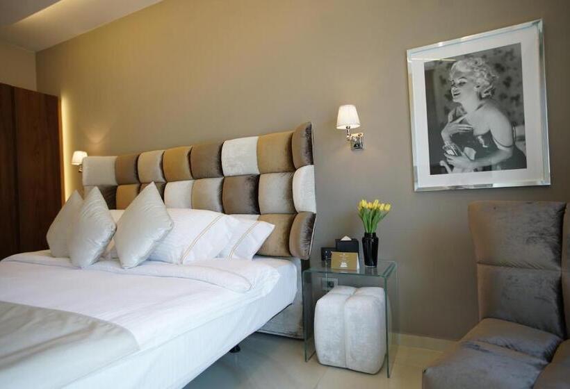 Номер Executive Кровать Кинг, Royal Tulip Achrafieh