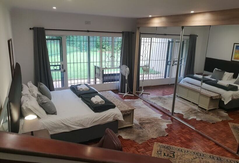 Студия Deluxe, Moonflower Cottages