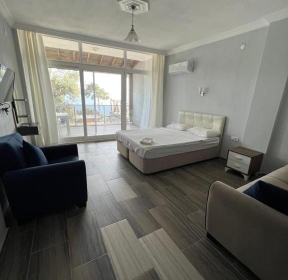 Номер Deluxe Вид на Море с Балконом, Yakabük Otel