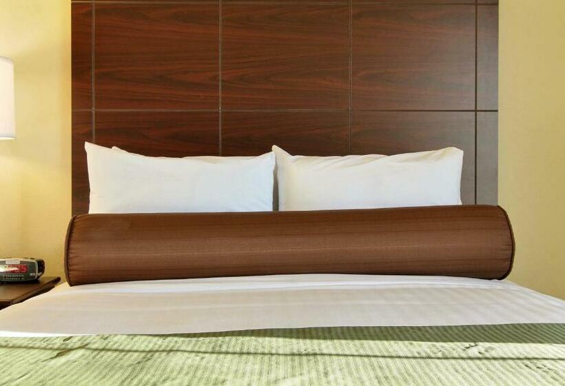 Люкс, Cobblestone Hotel & Suites   Mccook