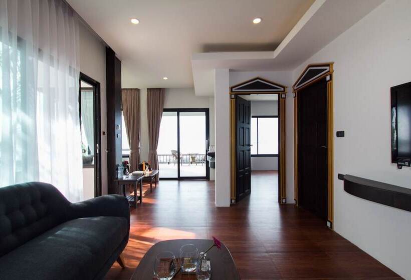 Семейный Номер, Simple Life Cliff View Resort