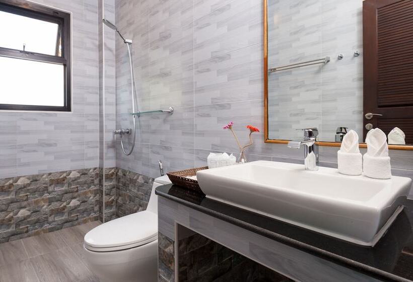 Семейный Номер, Simple Life Cliff View Resort