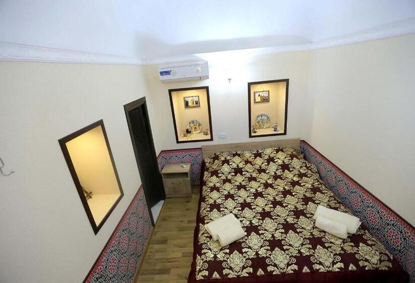 اتاق استاندارد, Khurjin