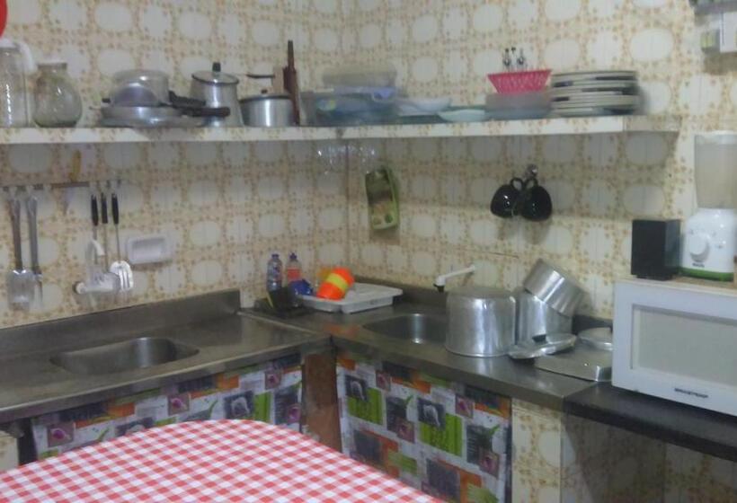 اتاق عادی, Praieiro Hostel Albergue